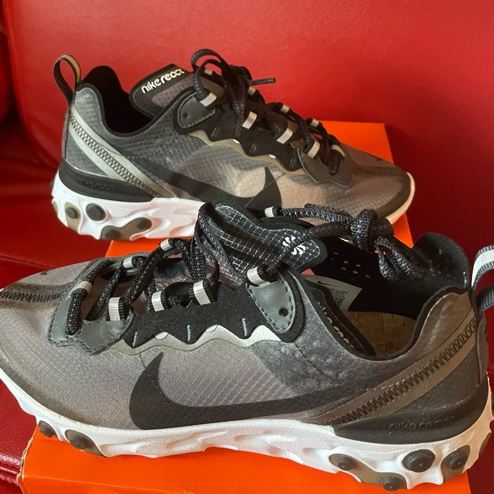 Nike React Element 87
“Anthracite” Sz 5 Men’s // Women’s 6.5 - Picture 2 of 5